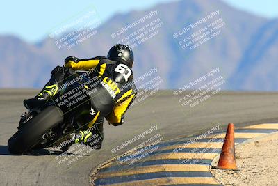 media/Jan-09-2022-SoCal Trackdays (Sun) [[2b1fec8404]]/Turn 12 Backside (130pm)/